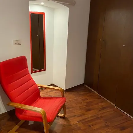 게스트하우스 Pikaret 3*