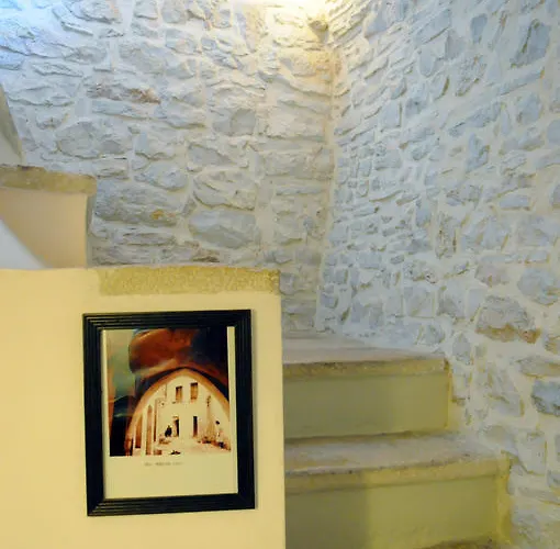 ゲストハウス Pikaret コラート